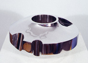 'Bright Reverse' 2003 / forged stainless steel © 2011 / David Larson